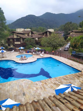 Casa na praia de maresias em condomínio com piscina aquecida na av principal de maresias